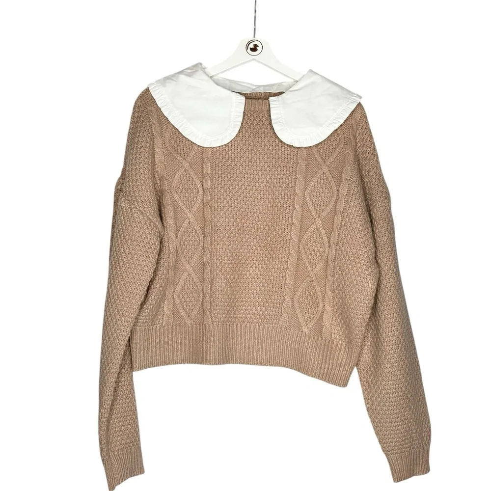 Blu Pepper NWT Medium Doll Collared CableKnit Once Upon a time Sweater taupe - Picture 7 of 14